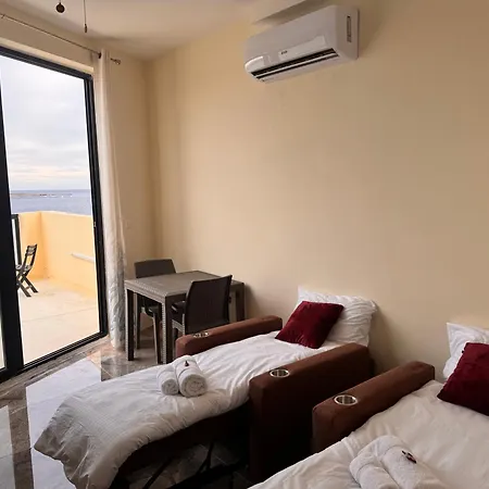Apartamento Brand New Oceanview Penthouse By Mabeli St Paul's Bay